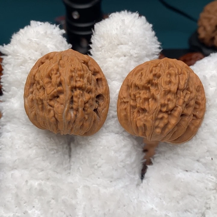 文玩核桃把件33四座楼手捻