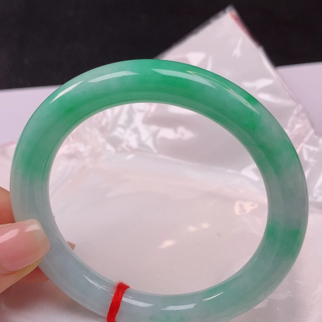 【闪购商品】未镶嵌手镯翡翠56圆条手镯