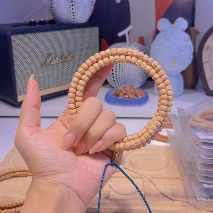 九***东柏香籽/百香籽吊坠