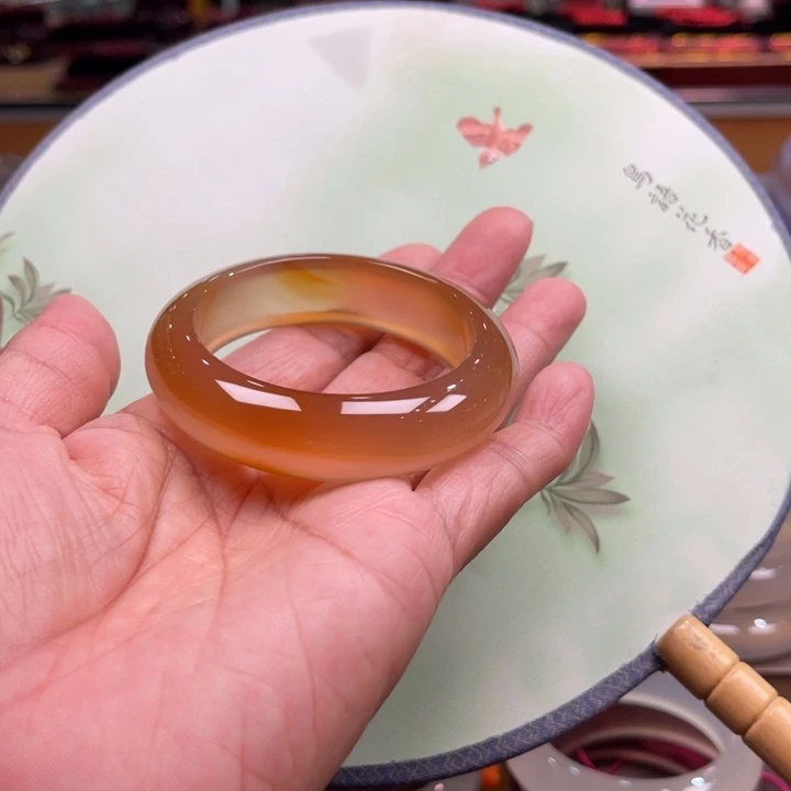 手镯玛瑙/玉髓未镶嵌