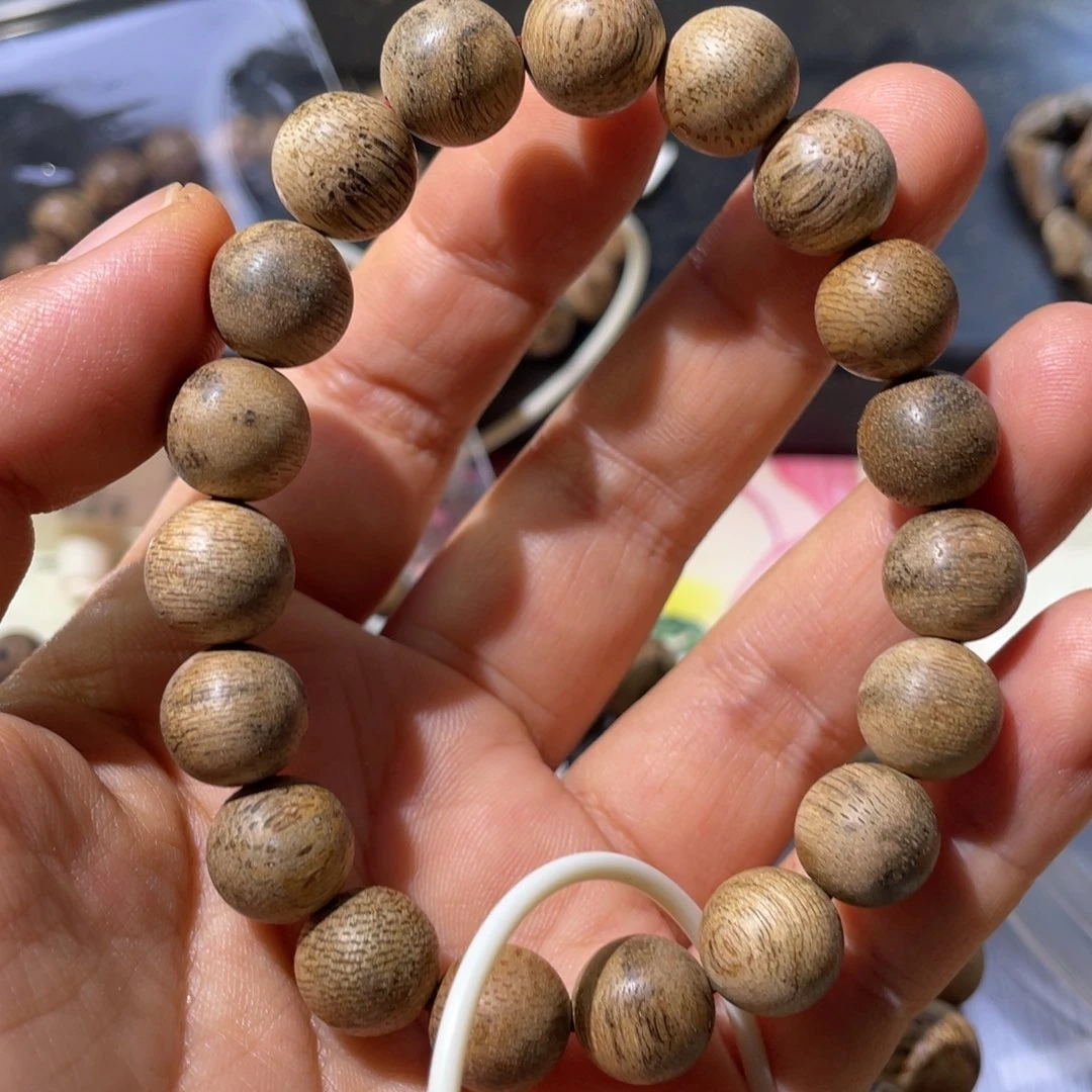 沉香碎屑沉香金三角鹧鸪斑1.1*7.79克