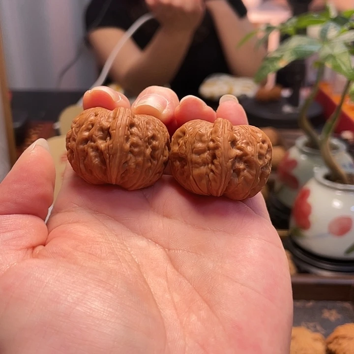 文玩核桃把件元宝闪15