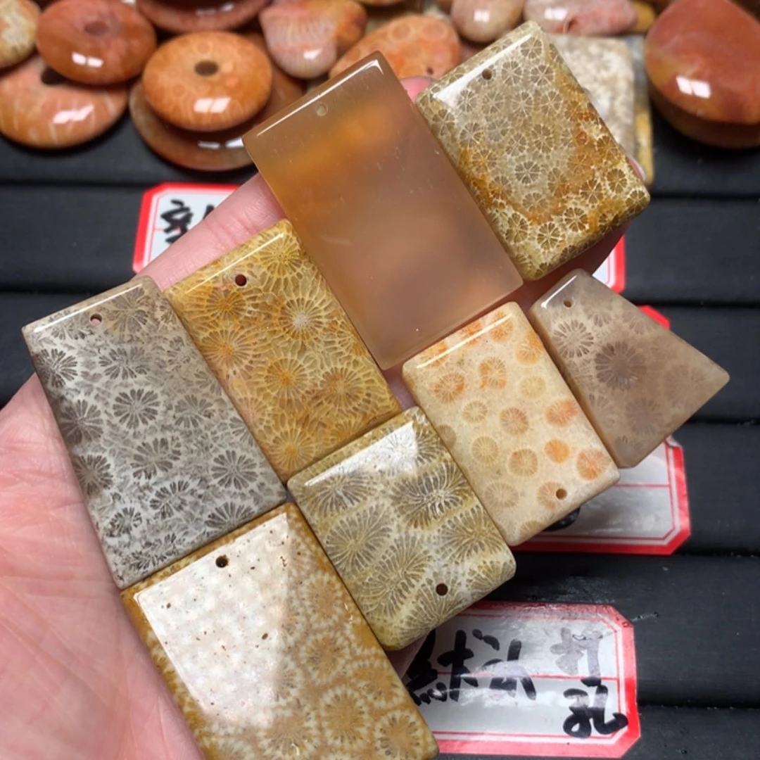 【闪购商品】硅化玉颈饰未镶嵌A**我