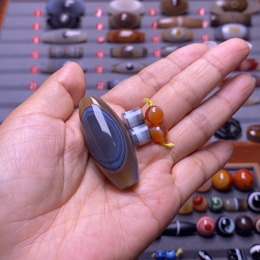 【闪购商品】玛瑙/玉髓未镶嵌珠宝半成品M**A