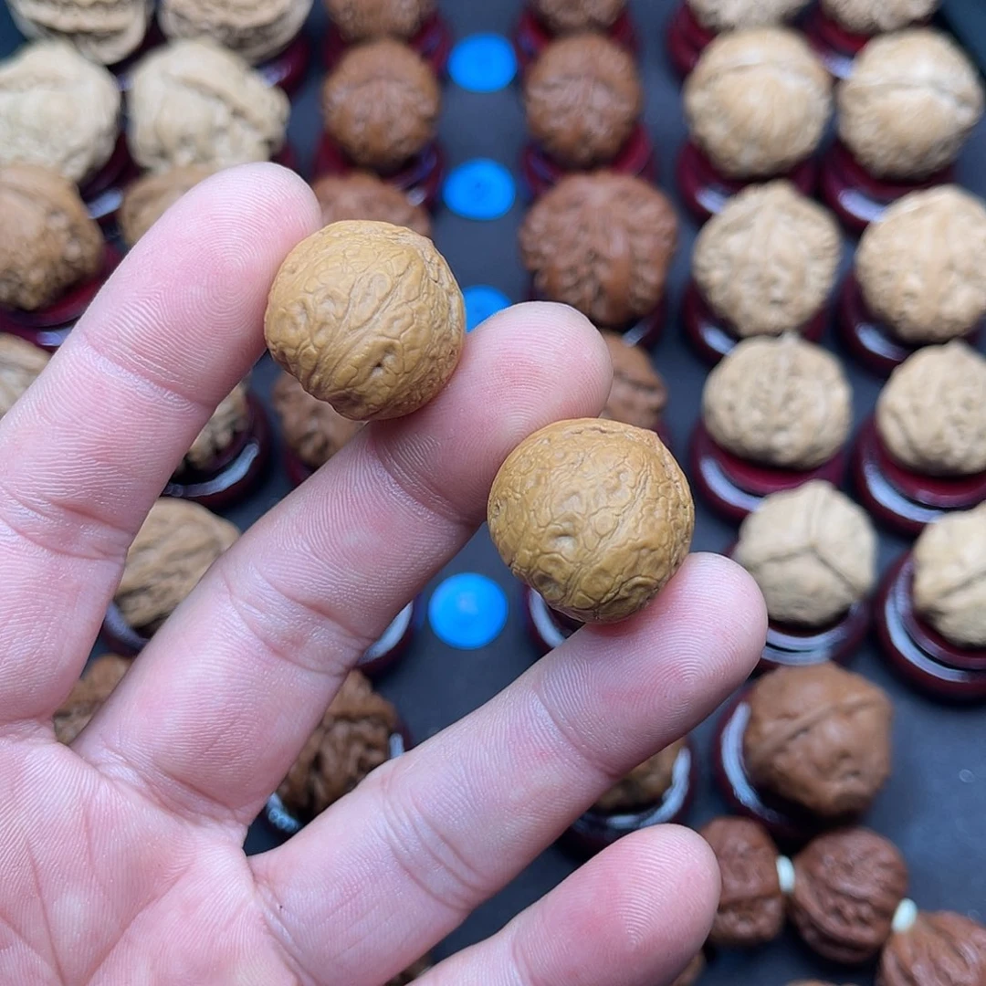 文玩核桃把件光头强