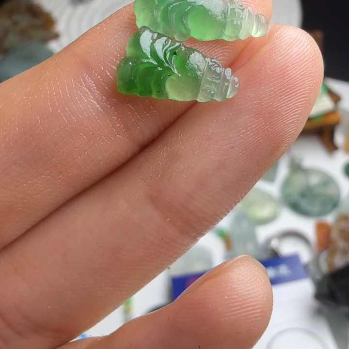 定制翡翠未镶嵌包工
