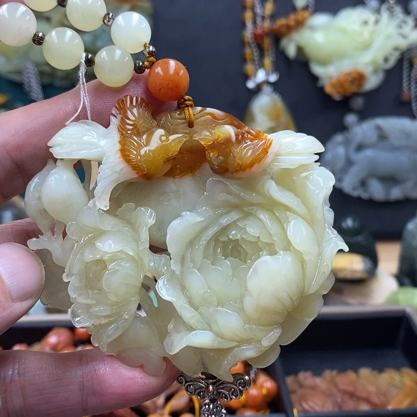 【闪购商品】蛇纹石玉吊坠未镶嵌扬*