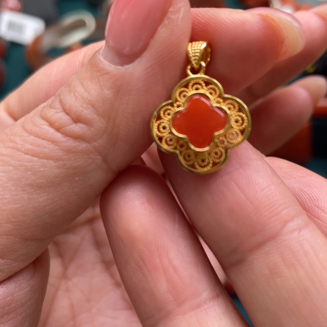 南红玛瑙银S925镶嵌开播福利川料南红四叶草吊坠