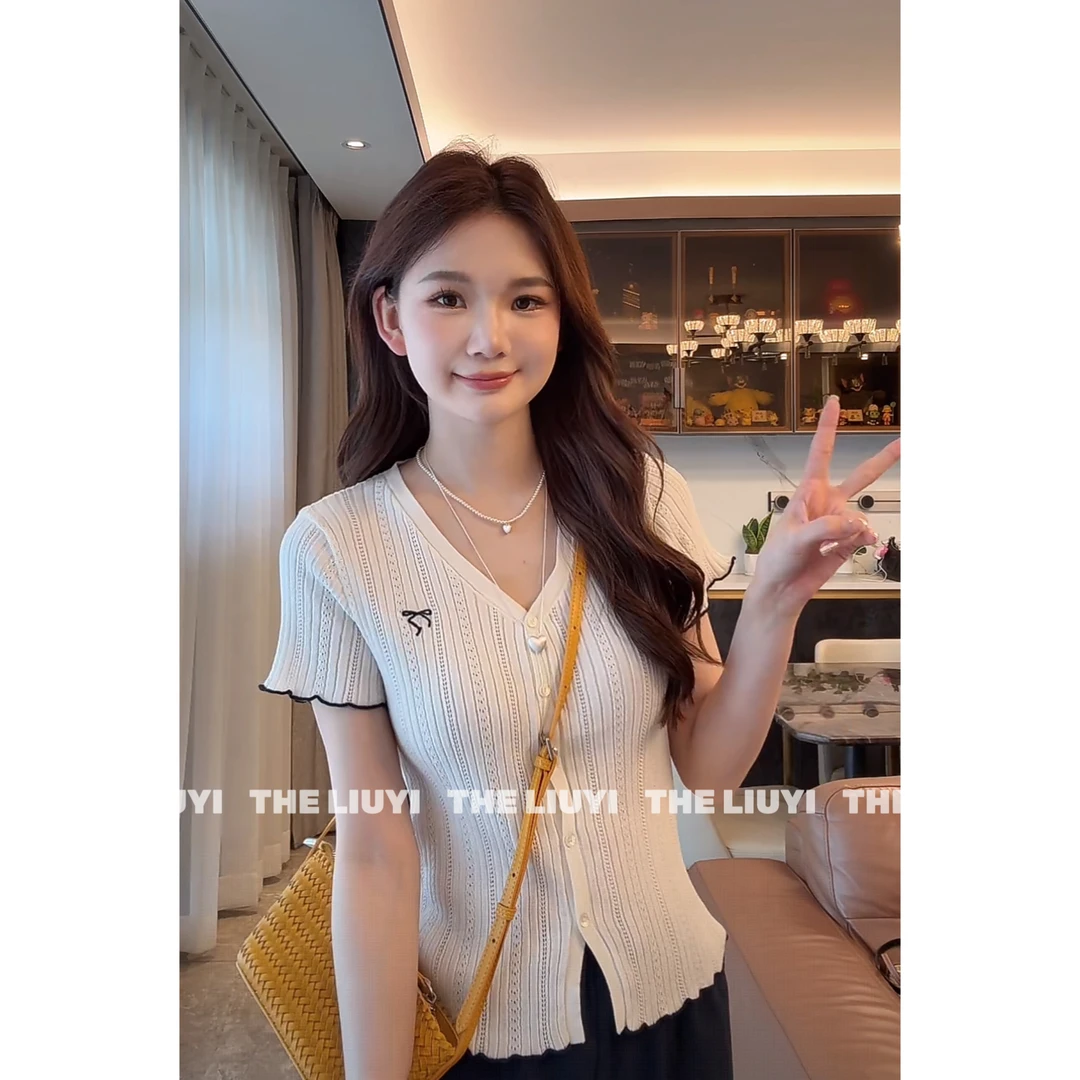 【LIUYI】新款减龄V领木耳边冰丝针织上衣56051