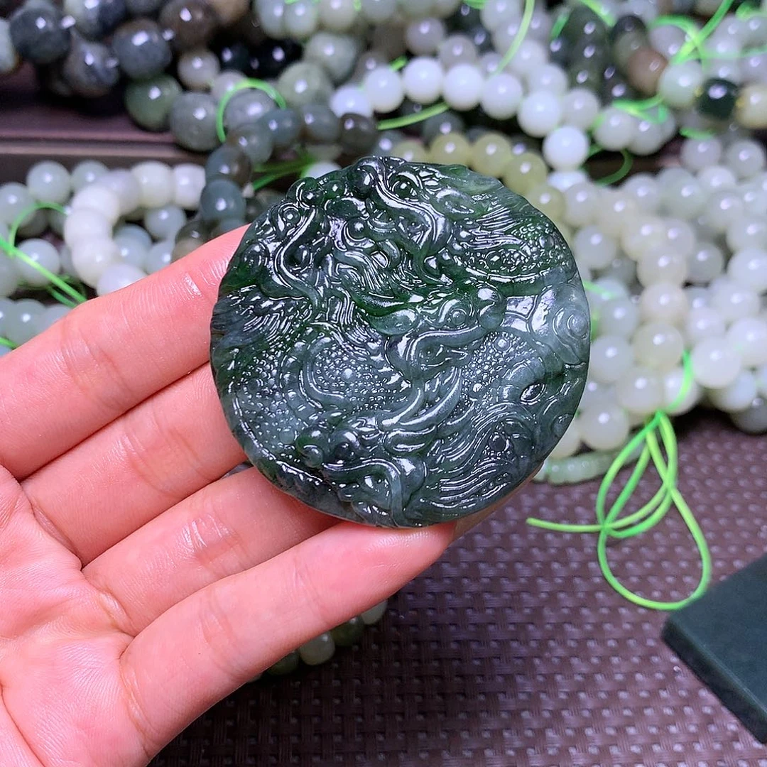 【闪购商品】颈饰未镶嵌和田玉