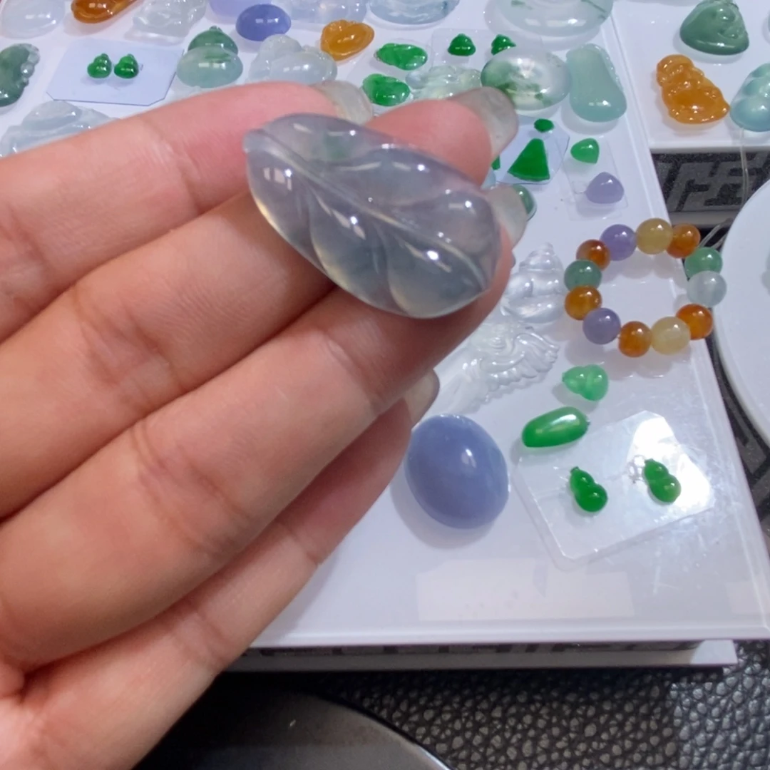 未镶嵌定制翡翠翡翠30.4/17.4/3.9