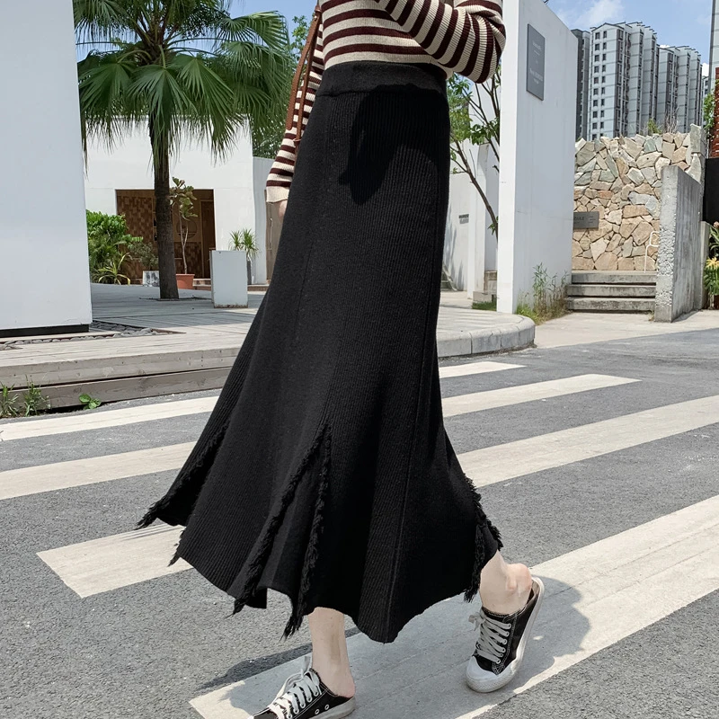 显瘦修身2025年秋冬新款针织半身裙女韩版高腰显瘦修身中长款破洞