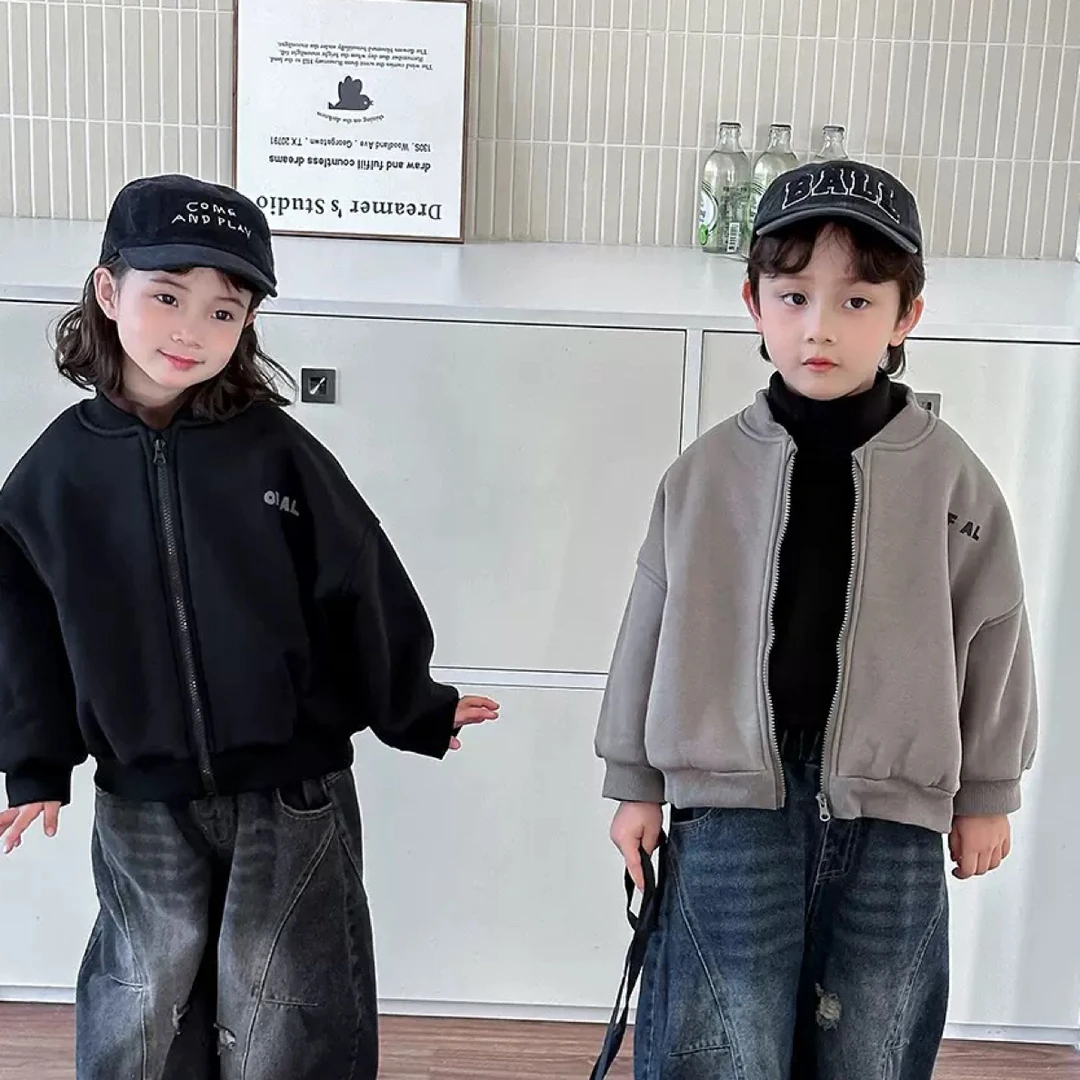 2024儿童冬季一体加绒外套夹克男女宝宝加厚棒球服上衣