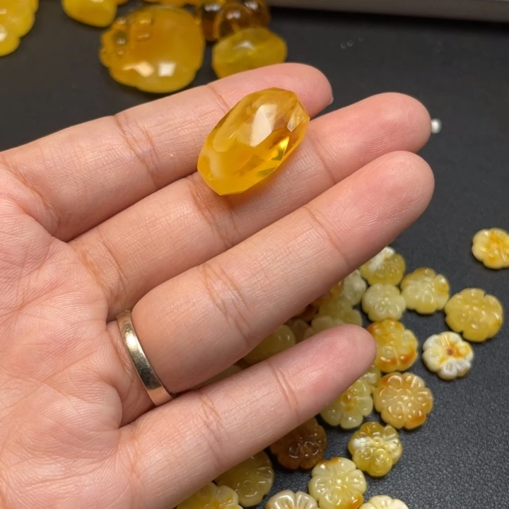 琥珀未镶嵌裸石蜜蜡微粉漏