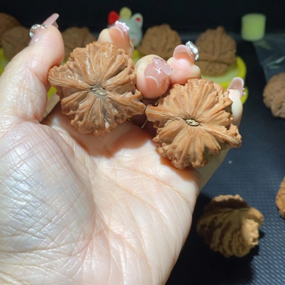 王***贵把件文玩核桃磨盘