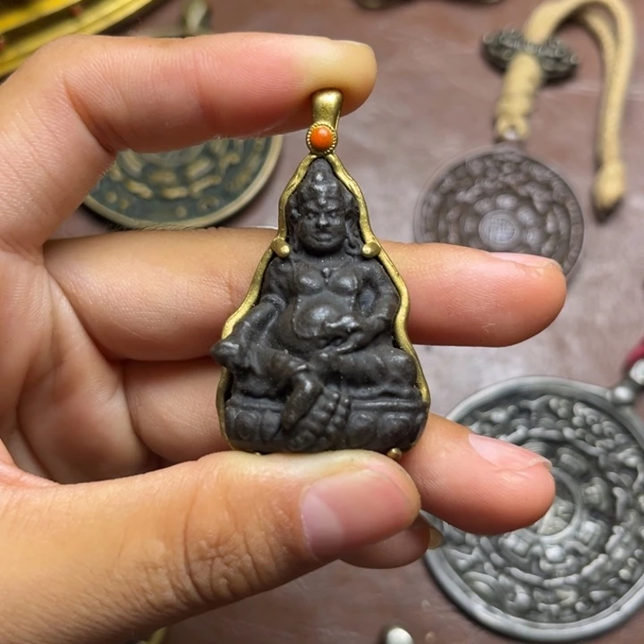 手工艺品琉璃୧****喜欢的朋友