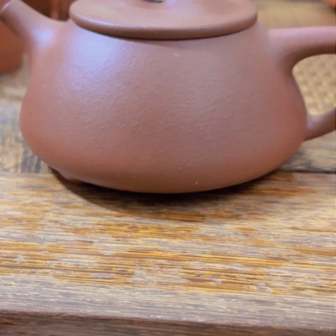 茶壶紫砂p****y满瓢260c c