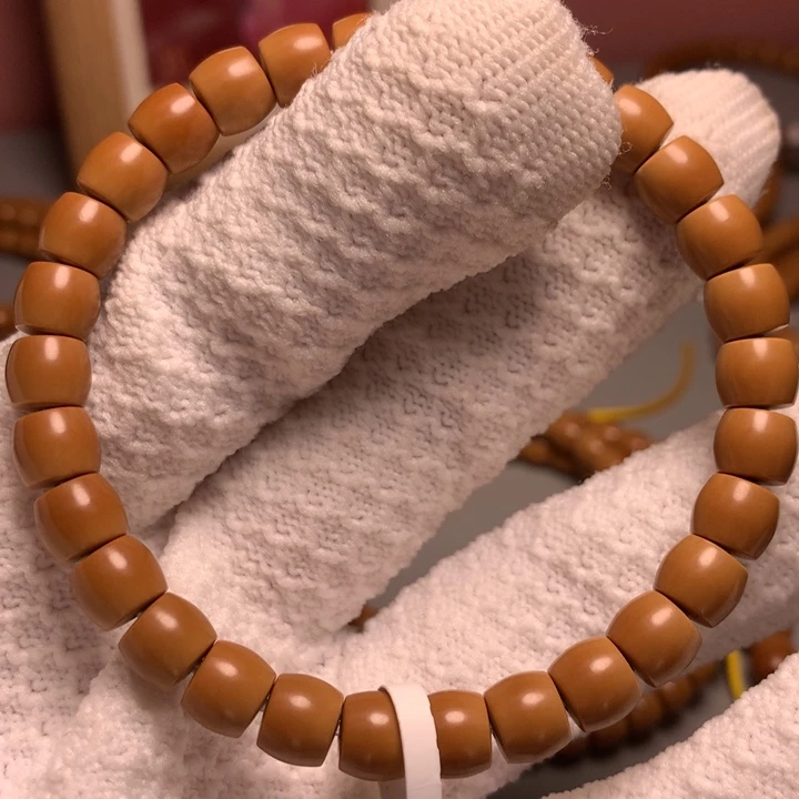 a***5大叶紫檀（黑酸枝木类）核尖直切单圈