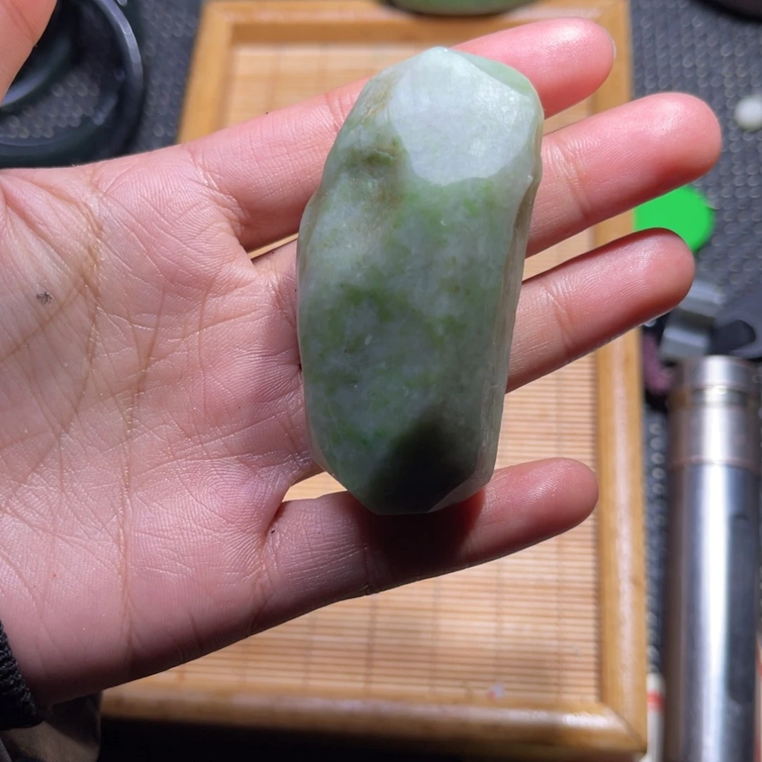 未镶嵌和田玉车挂