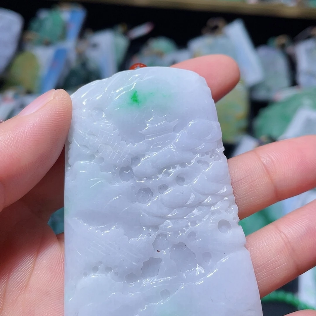 颈饰未镶嵌翡翠一个