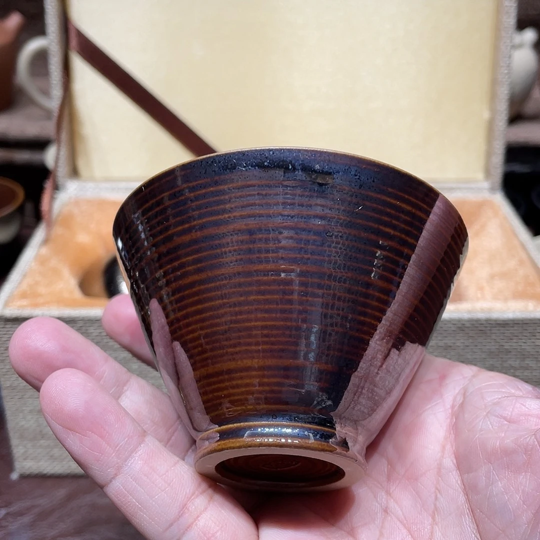 九***日泥塑丹窑金釉盏一个100毫升