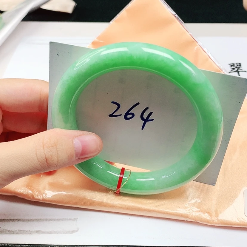 【闪购商品】翡翠手镯未镶嵌缅甸天然a货手镯57+