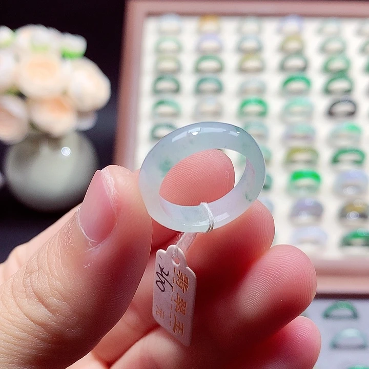 翡翠未镶嵌戒指16号