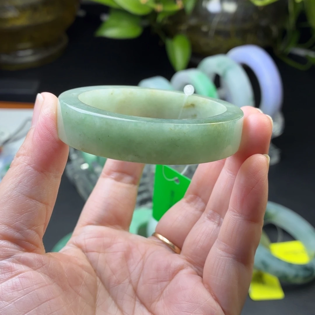 定制翡翠未镶嵌翡翠手镯翡翠手镯