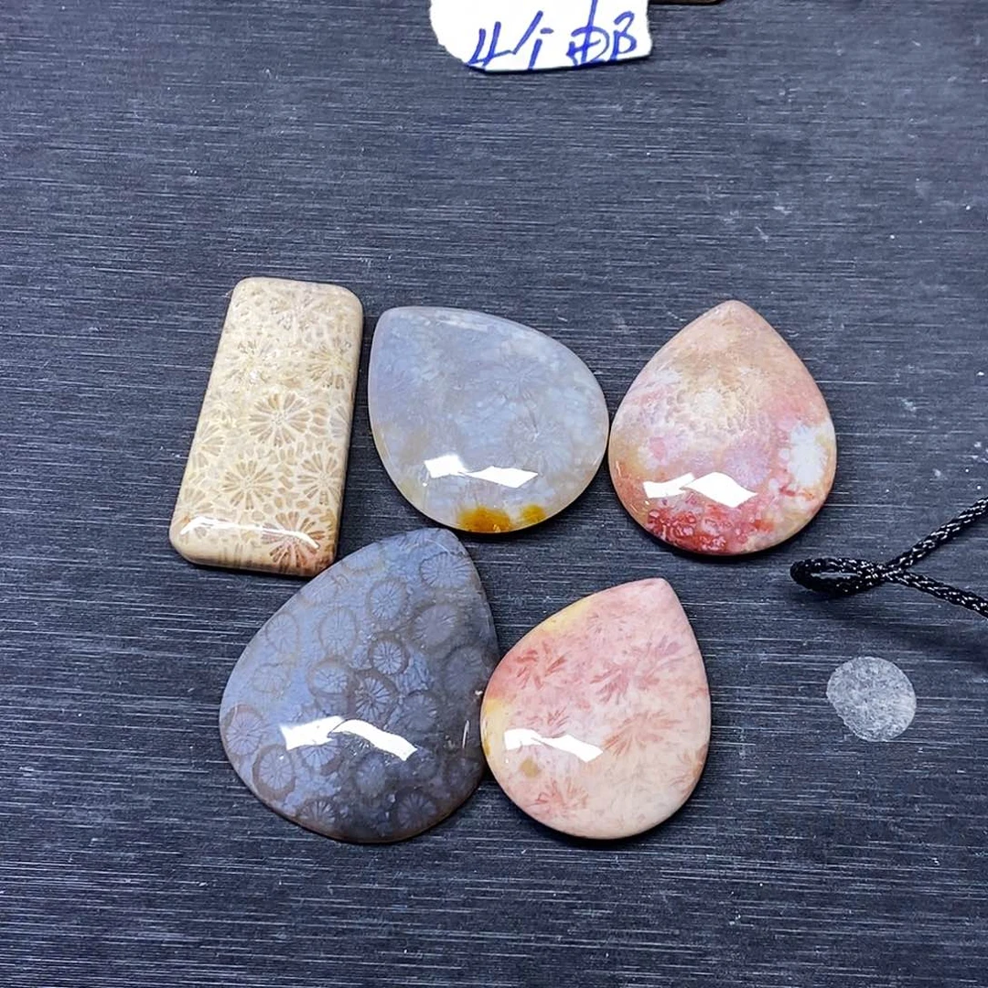 硅化玉颈饰合金很****？