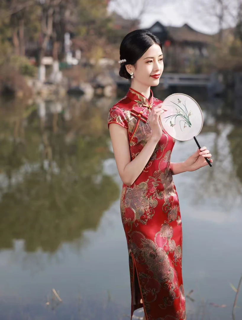复古新中式修身旗袍
