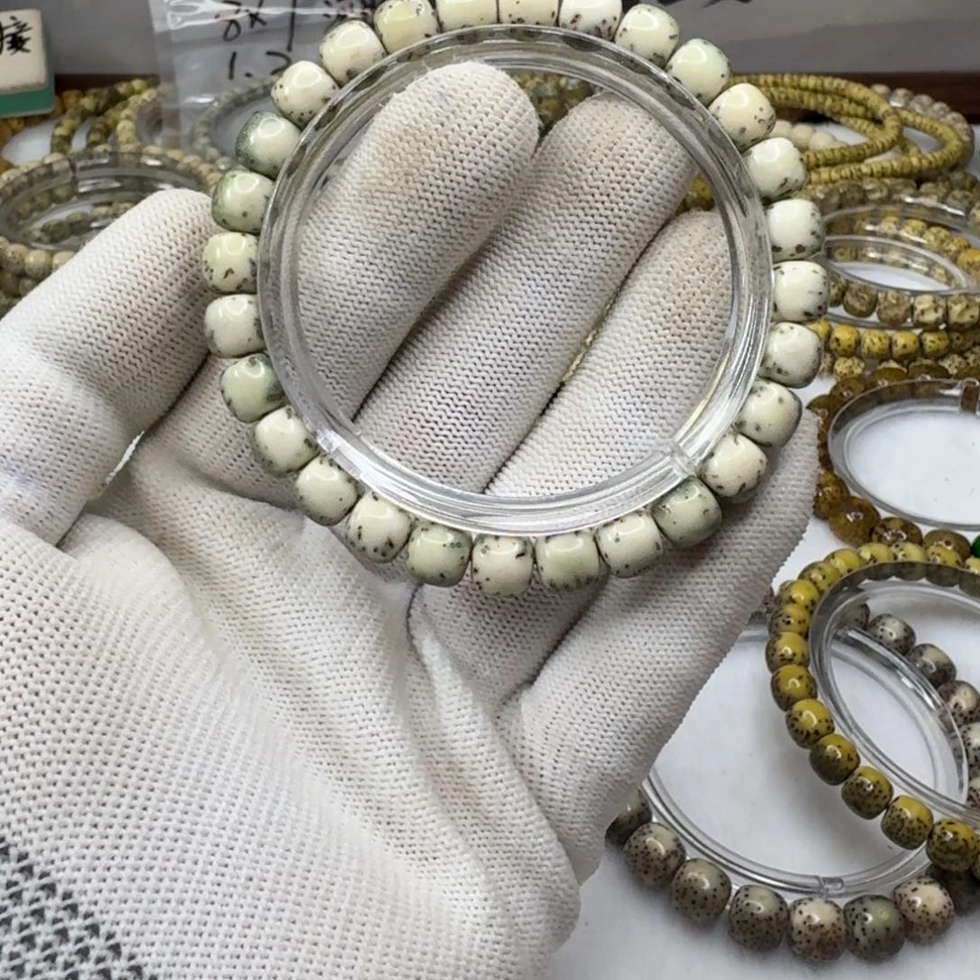 星月菩提手串绿背河豚8×7   620