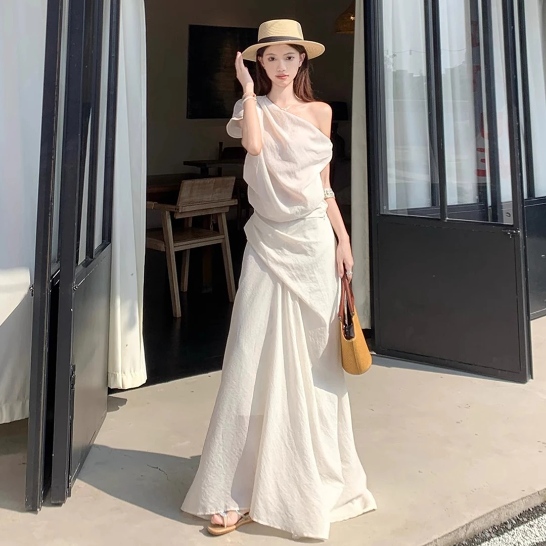 法式海边度假露肩白色连衣裙子女夏季2025新款小个子气质套装长裙