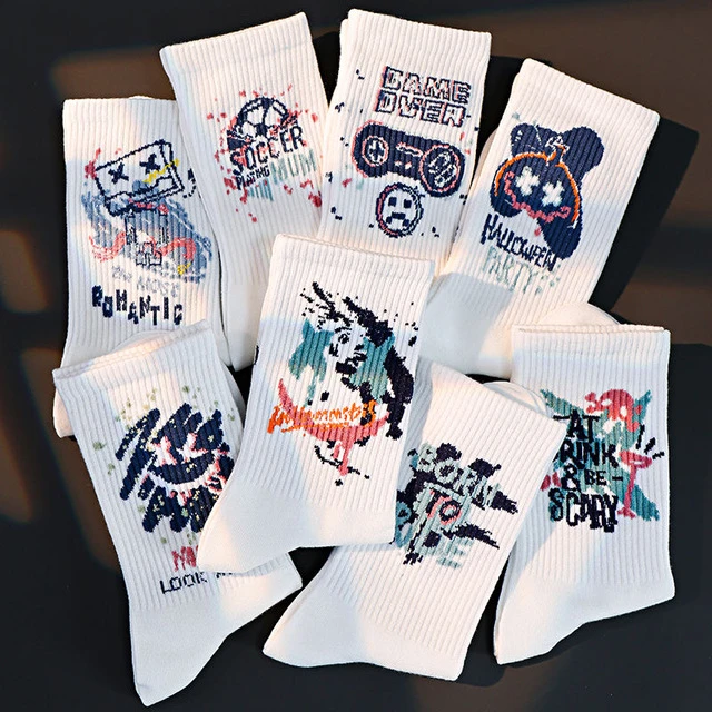 涂鸦袜子男ins潮百搭高颜值中筒秋季学生运动篮球袜长筒潮男长袜