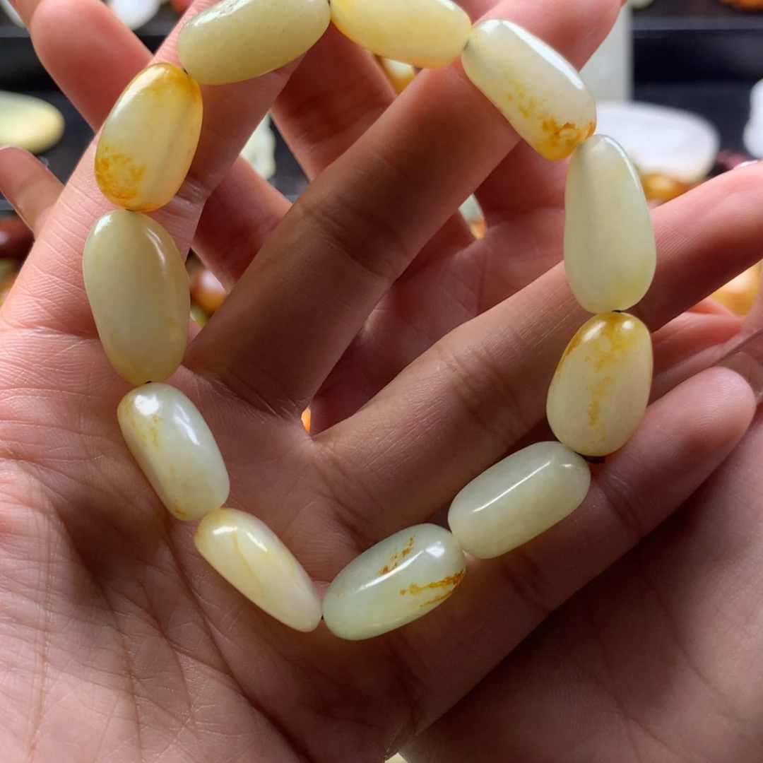 和田玉未镶嵌手链