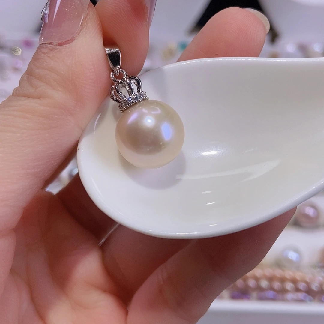 淡水珍珠合金颈饰