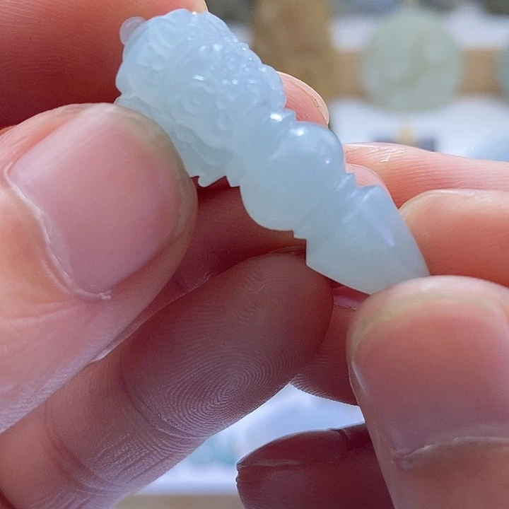 定制翡翠未镶嵌天空蓝冰胶降魔杵