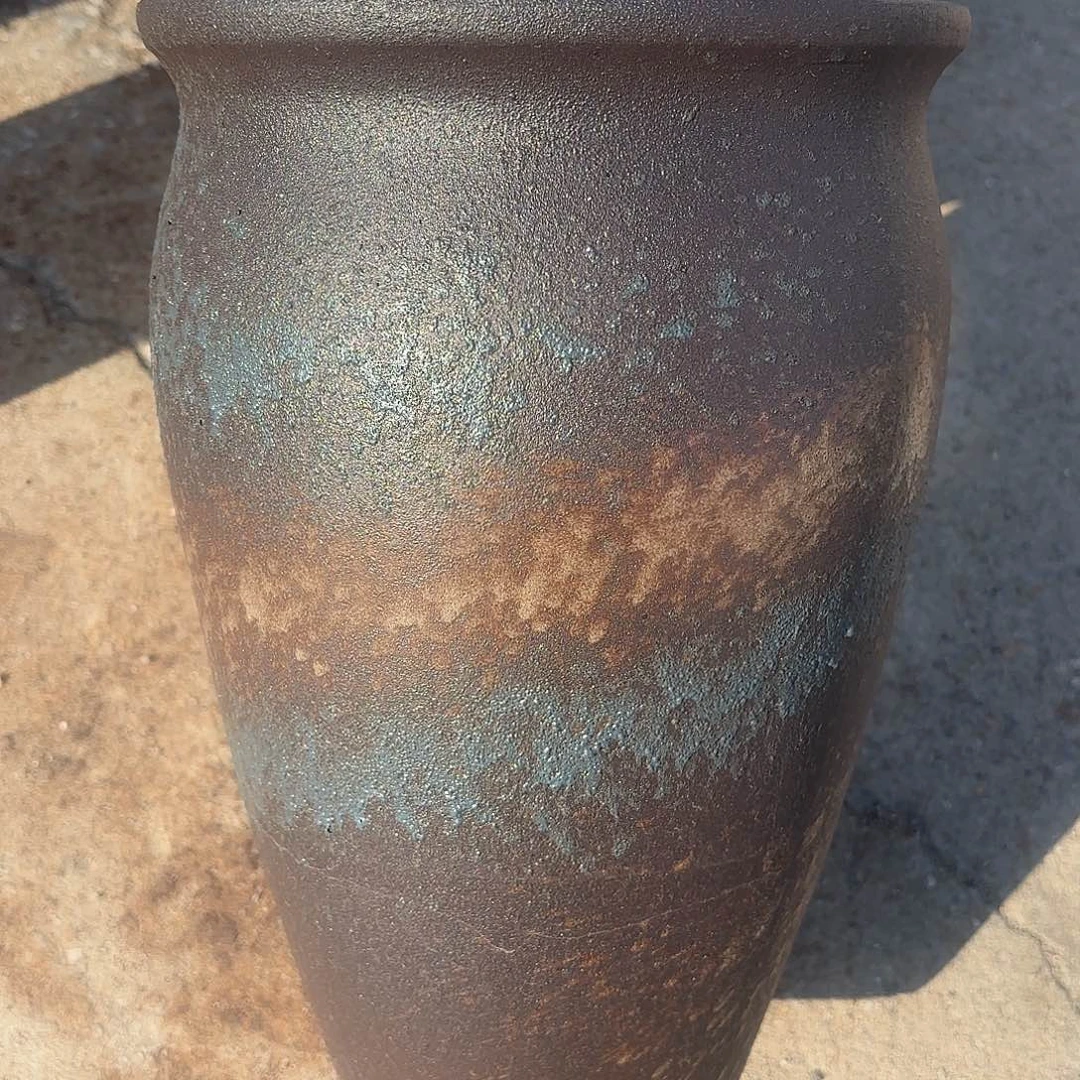 紫砂花盆口20 高30一个美拉德