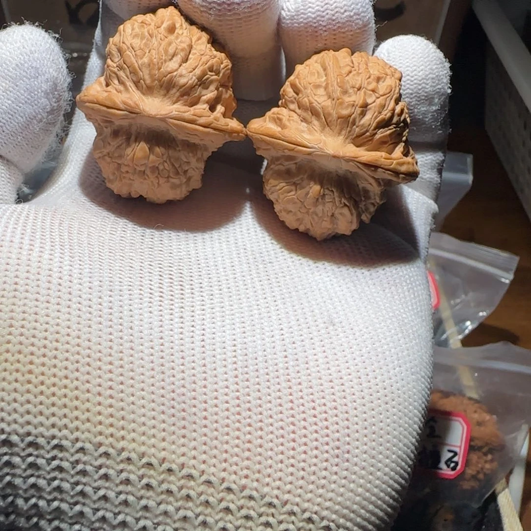 文玩核桃把件36全品原生态血麒麟