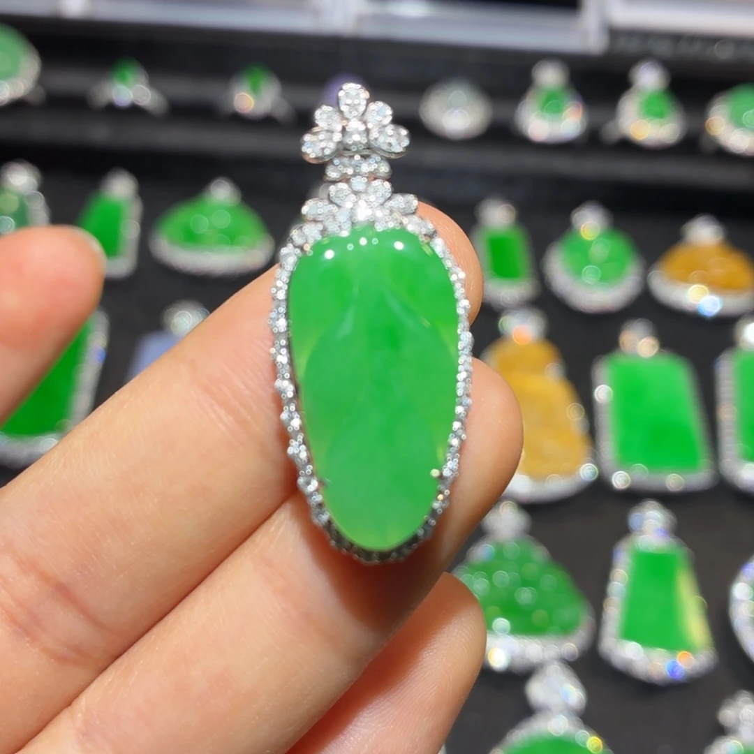 翡翠18K金镶嵌吊坠(不含链)翡翠