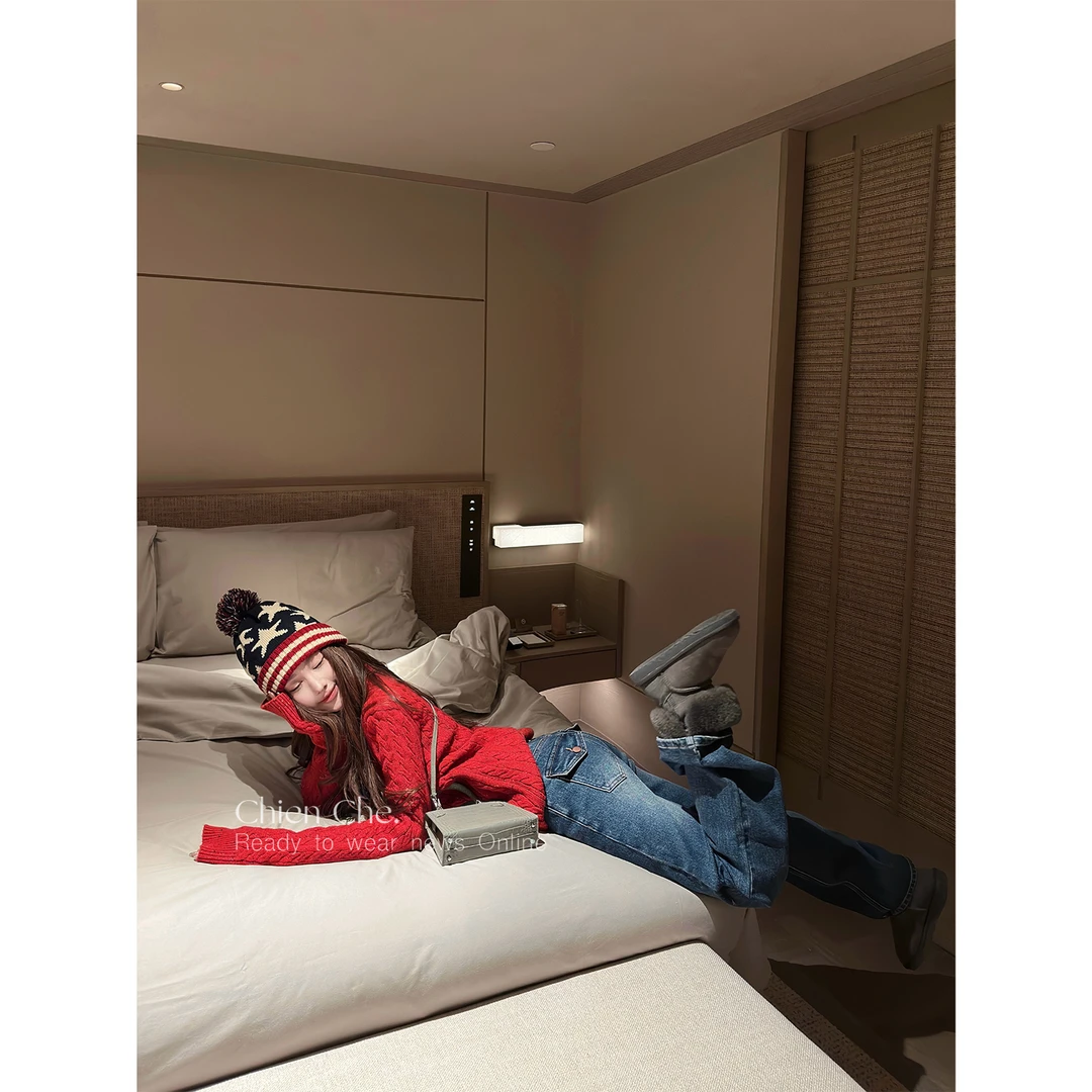 车迟恩Chien“超绝比例”96棉马骝水洗 盾形翻盖口袋设计感牛仔裤