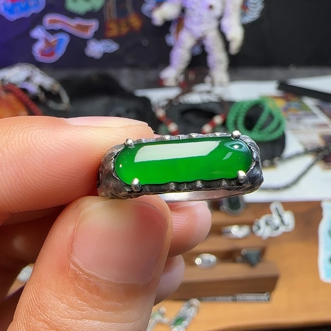 飞***胖翡翠银S925镶嵌戒指