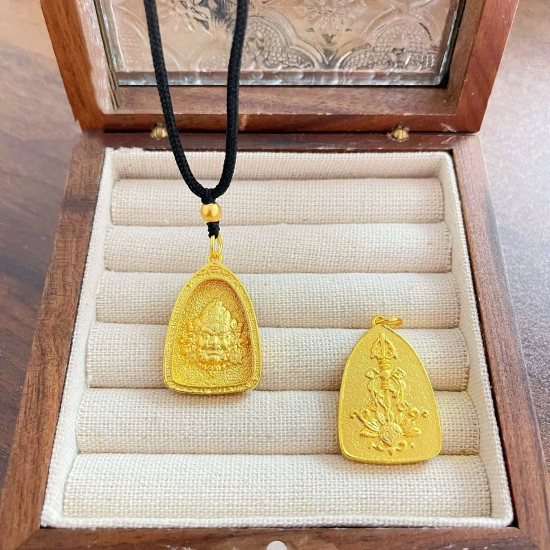 三角黄财神项链2025锁骨链项链新款毛衣链