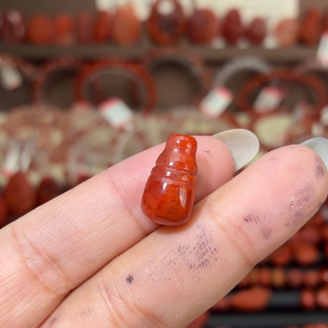 南红玛瑙未镶嵌颈饰火焰三通对孔卡8咪➕