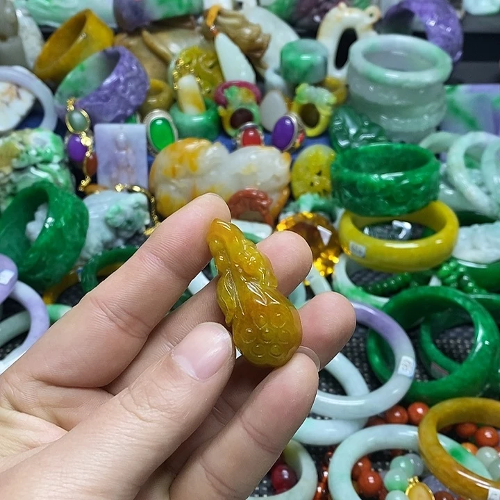 颈饰未镶嵌翡翠缅甸翡翠缅甸翡翠