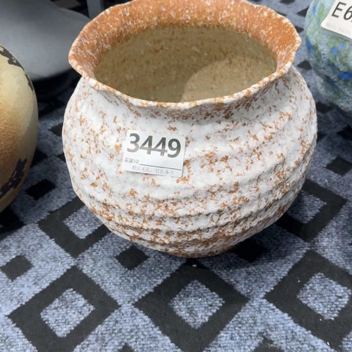 L***o瓷片景德镇高温花器编码3449高29口20默认无孔