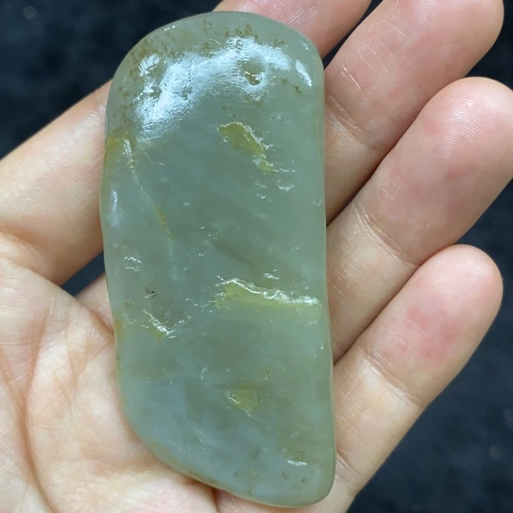 未镶嵌和田玉（糖玉）挂件
