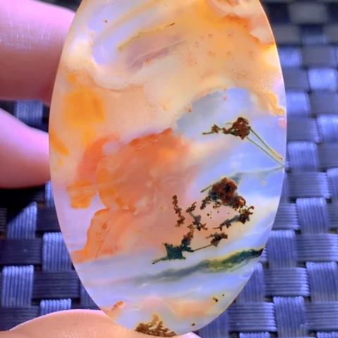 玛瑙/玉髓颈饰足铂镶嵌乾***通