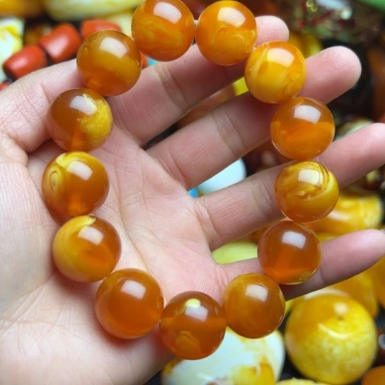 琥珀手串未镶嵌蜜蜡