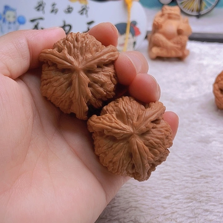 吊坠文玩核桃三棱