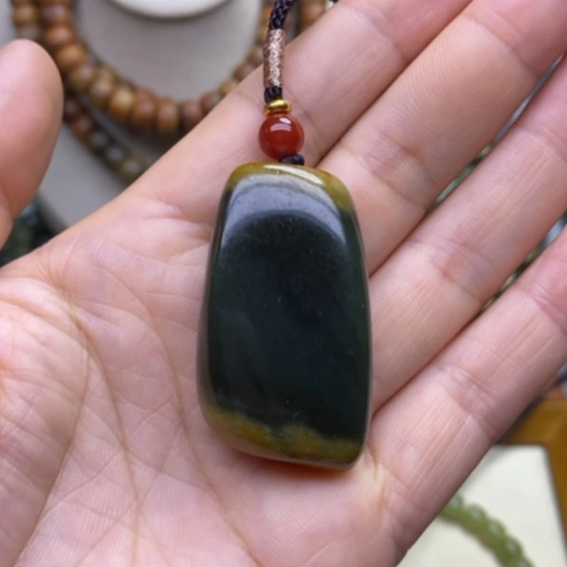 【闪购商品】未镶嵌岫岩河磨玉（透闪石质玉）挂件雁